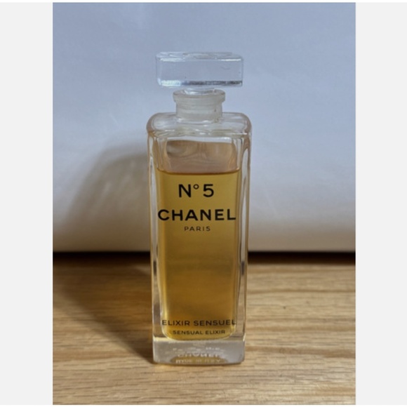 CHANEL | Bath & Body | Chanel No 5 Elixir Sensuel Sensual Fluid